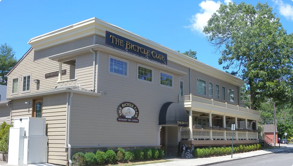 Where to Eat in Englewood Cliffs, NJ (2025): Best Restaurants, Cafés & Local Favorites Reviewed