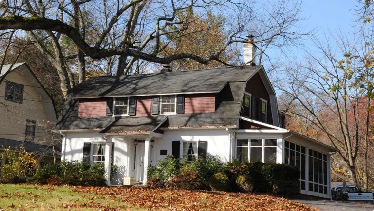 Real Estate & Rentals in Ridgewood, NJ (2025): Homes, Apartments, Townhomes & Property Tax Info