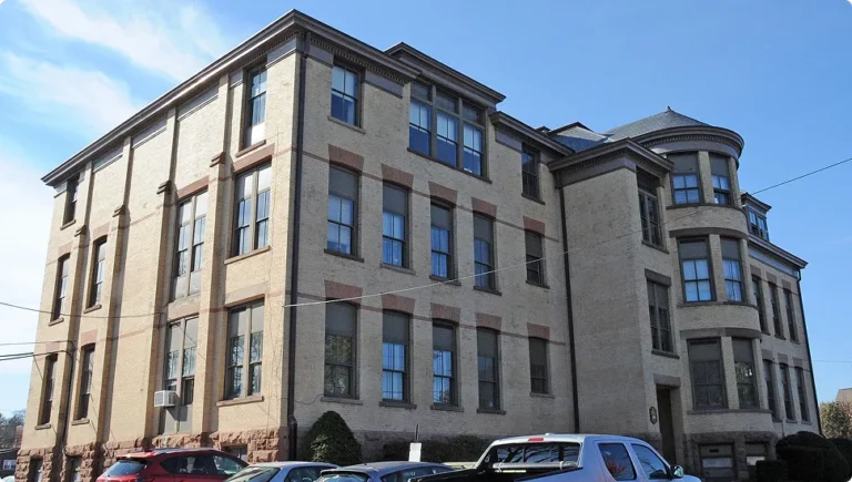 Ridgewood, NJ (2025): Schools, City Services & What It’s Like to Live Here