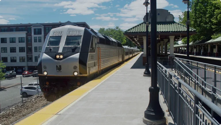 Ridgewood NJ Community Guide (2025): Schools, City Services, Transport & Local Institutions