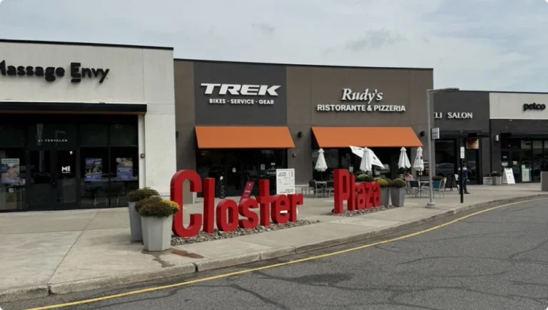 Shopping & Essential Services in Tenafly, NJ (2025 Guide): Stores, Pharmacies & More