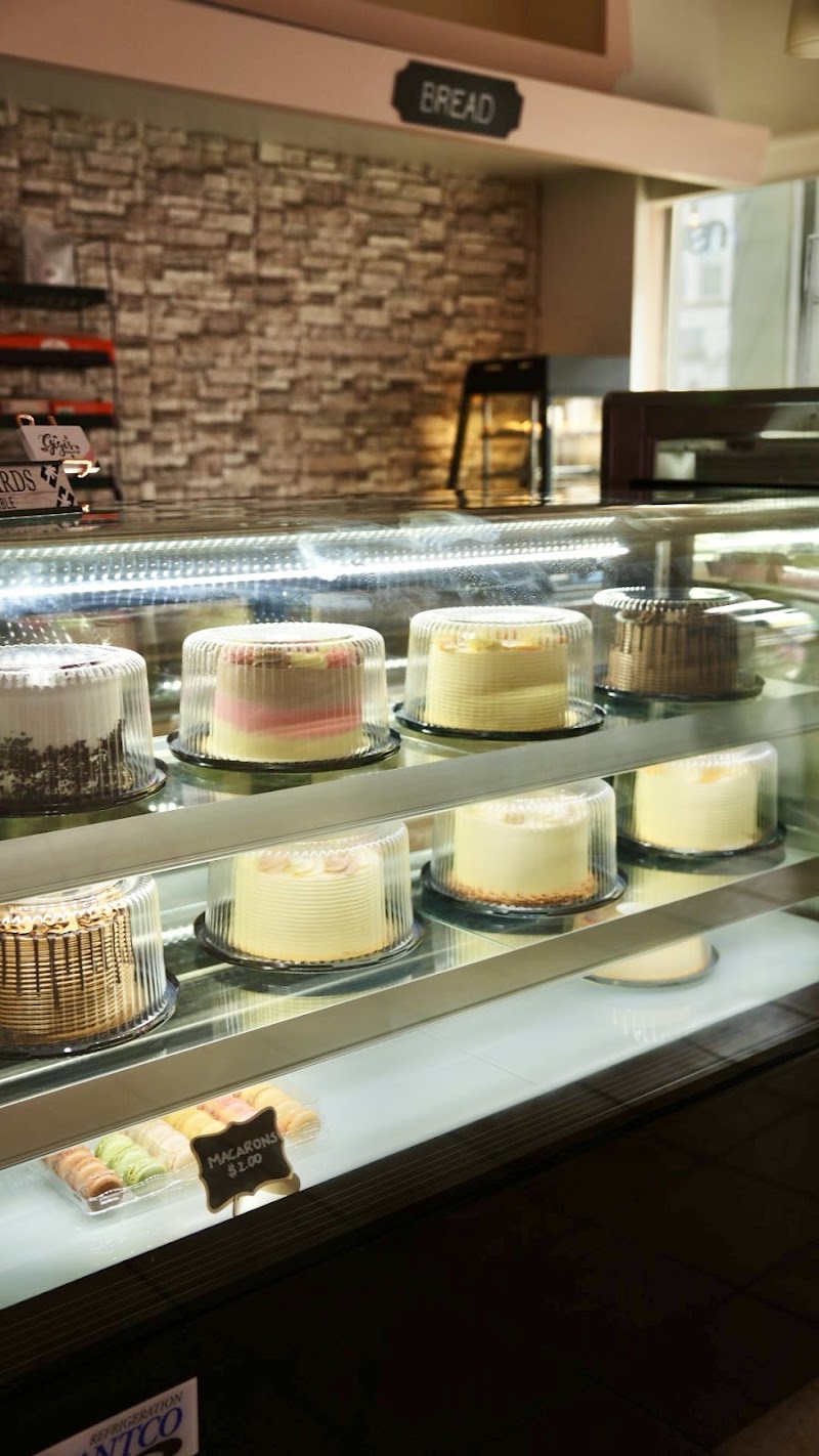 Gigis By K (Bakery & Cafe)