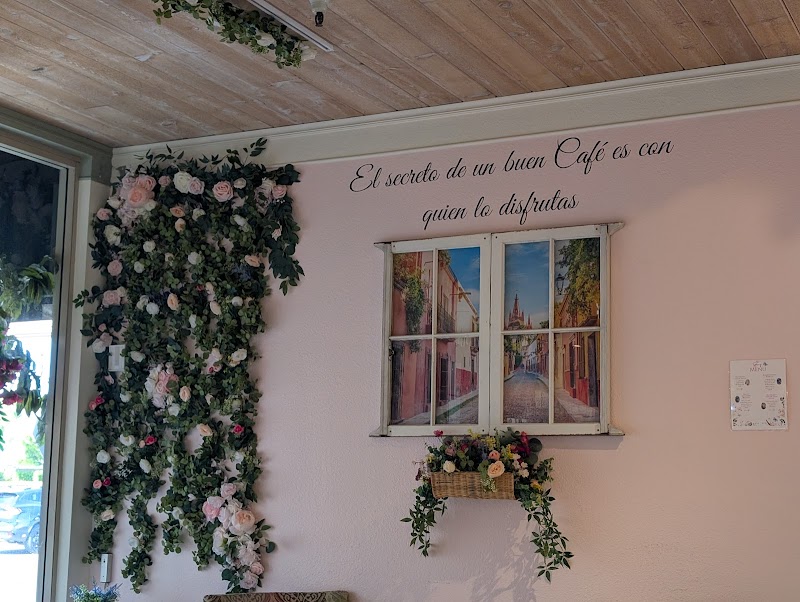 Cafecito Lounge Lodi