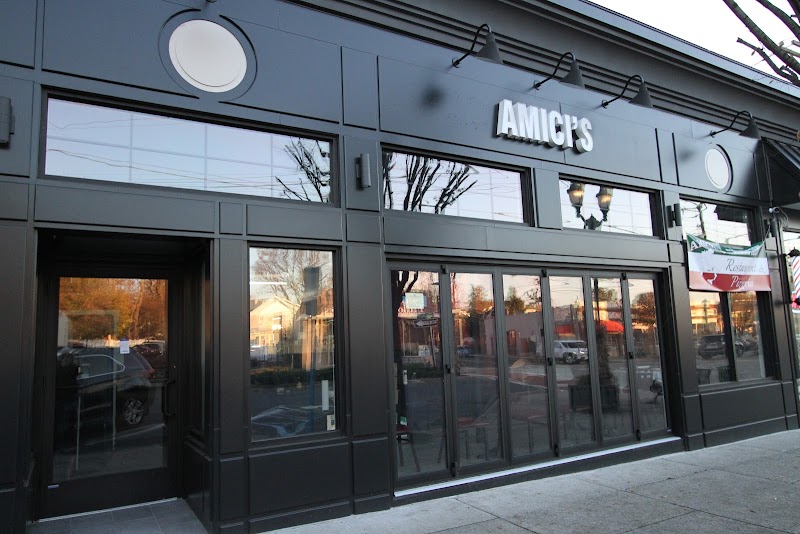 Amici's Restaurant