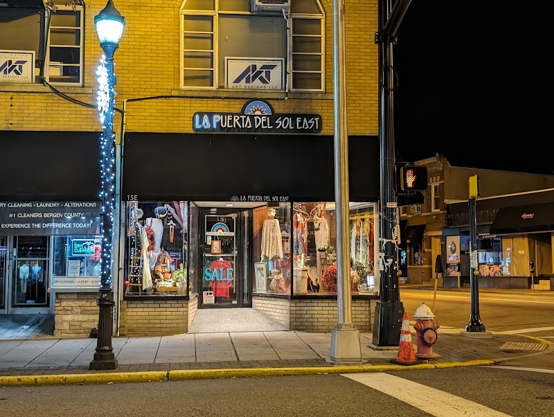 La Puerta Del Sol East