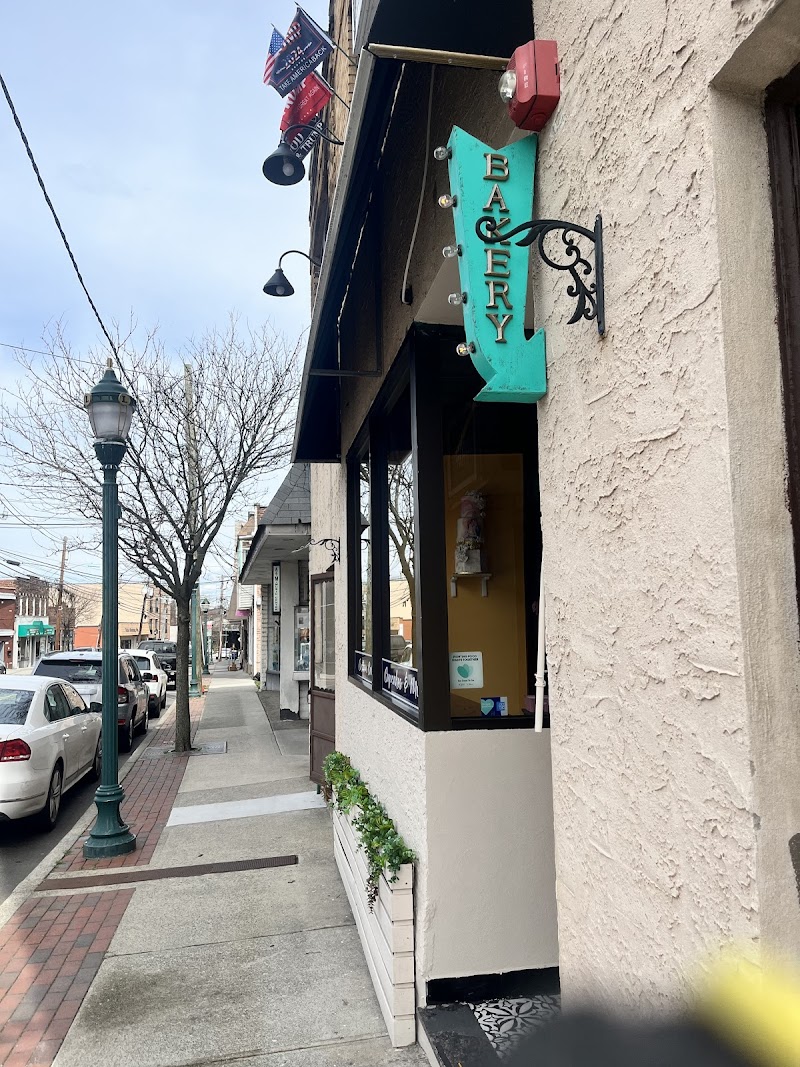 Las Lomas Bakery & Grill