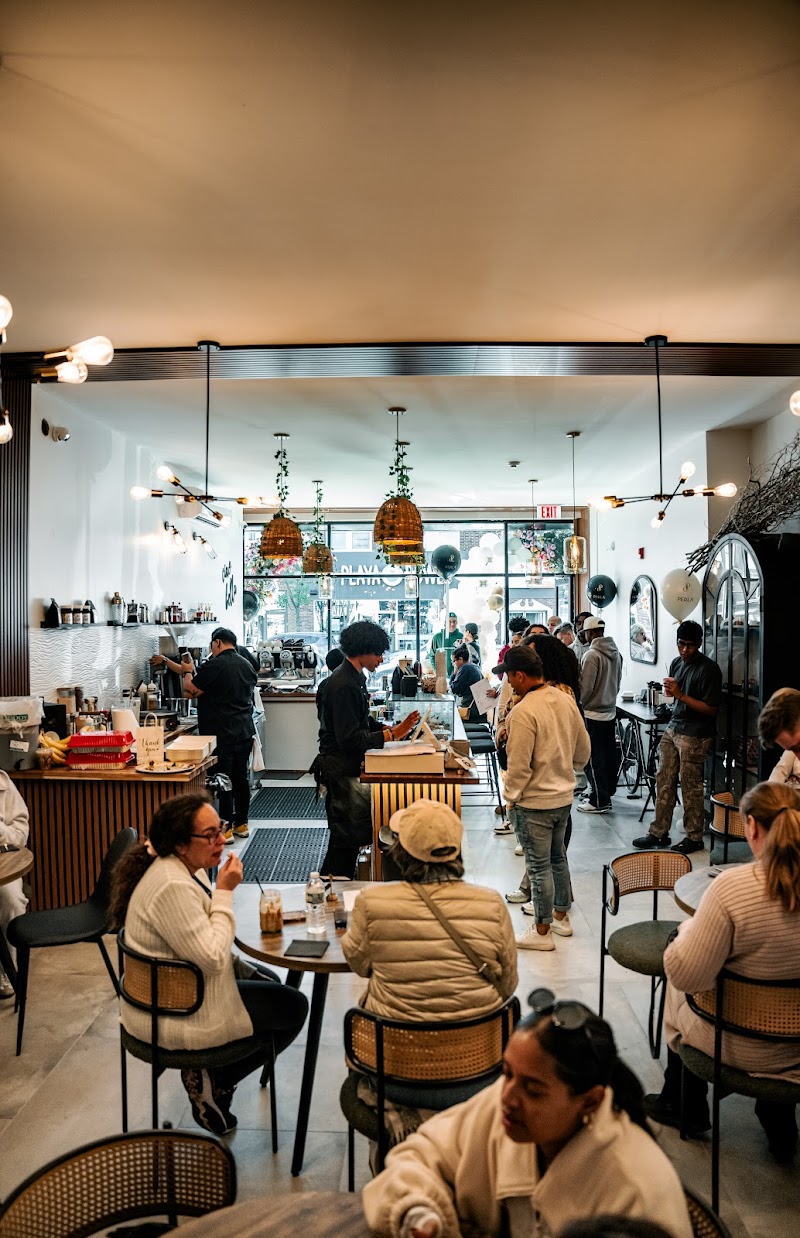 Perla Coffee Co & Eatery