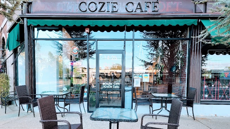 CoZie Café