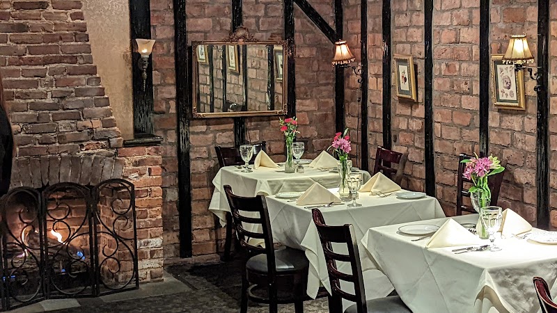 Ivy Inn Restaurant & Bar