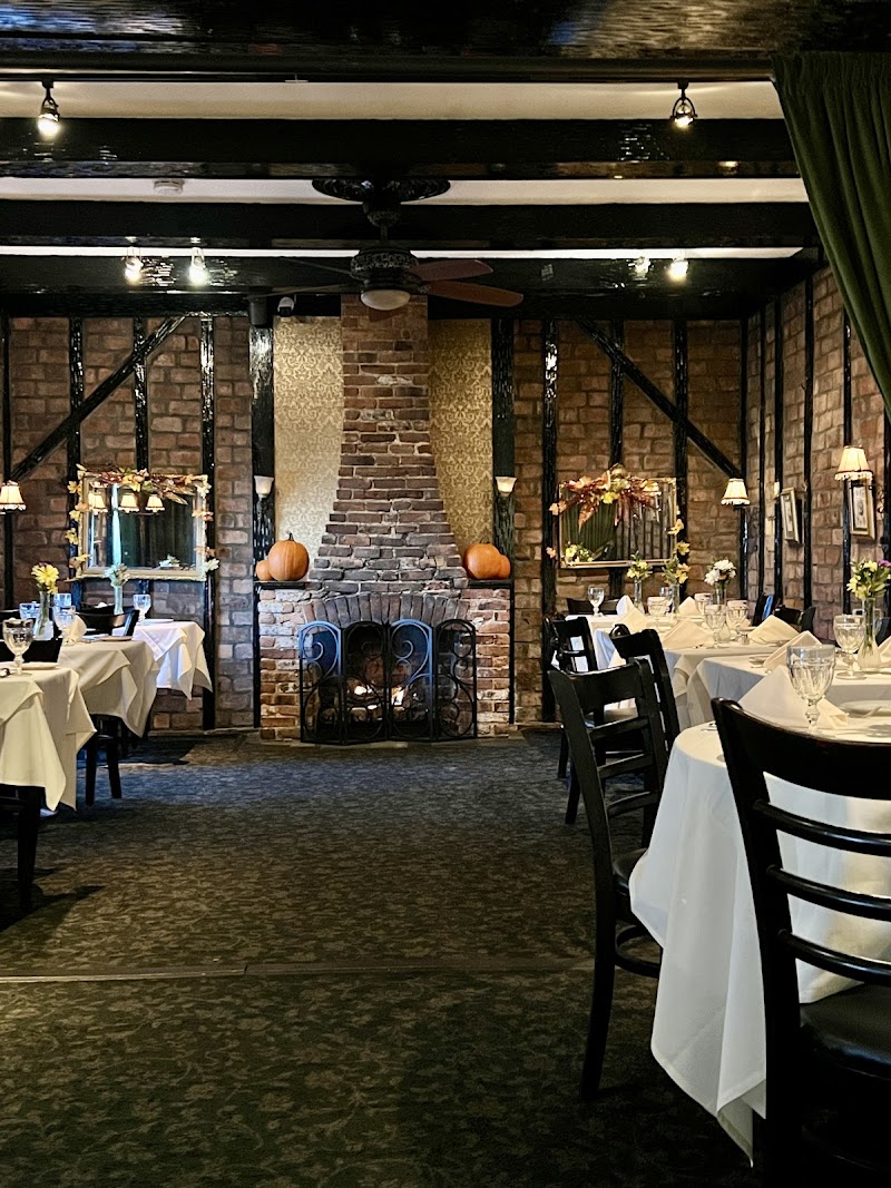 Ivy Inn Restaurant & Bar