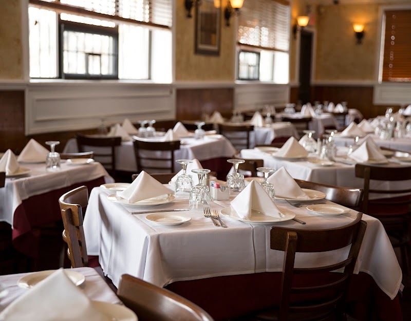 Segovia Restaurant Seafood & Steak