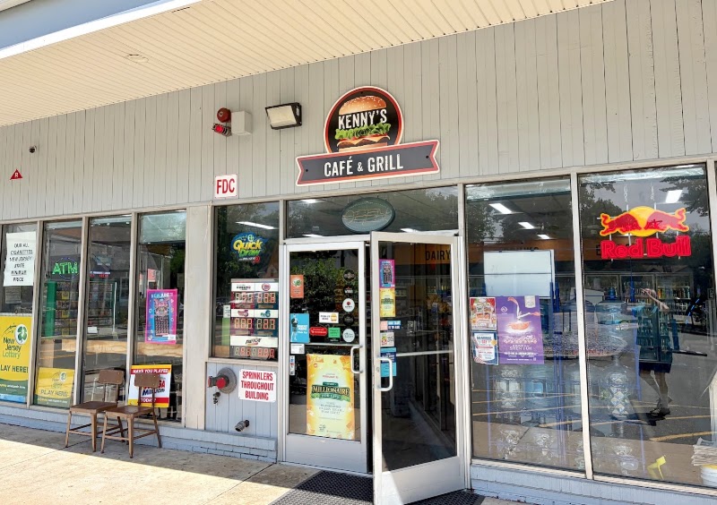 Kenny's Cafe & Grill